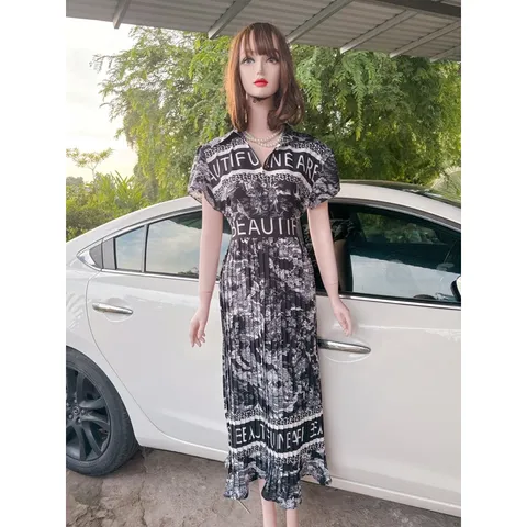 Đầm lụa họa tiết sang chảnh,dáng dài thiết kế Hàng có sẵn giao ngay  Giá 320k Đủ size tới 80kg Dây kéo sau lưng