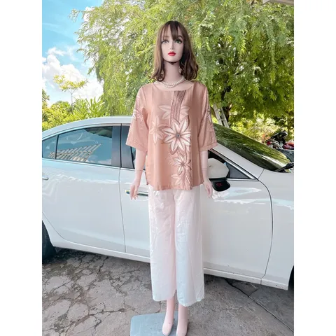 Áo lụa trung niên ép đá cao cấp mềm mịn mát, ko bai ko xù Giá 190k /( áo) Chất liệu lụa Latin xịn Hàng có sẵn giao ngay