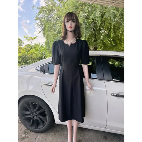ĐẦM đen MIDI  XẾP LY EO  Hàng có sẵn giao ngay XL Giá 290k Có đủ size tới 90kg Chất liệu cát Hàn cao cấp