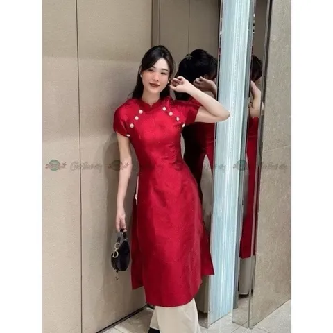 🍊ẢNH THẬT🍊ÁO DÀI GẤM ĐỎ KẾT KHUY HOA 🍒CÓ SẴN🍒 Hàng có sẵn giao ngay M Giá 390k/ cả set Gồm áo dài gấm hoa nổi + quần
