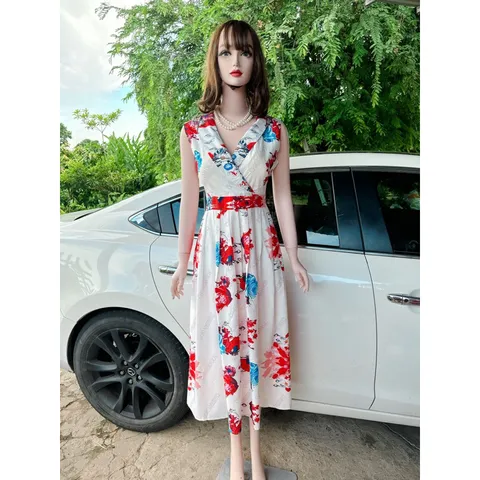 Đầm họa tiết sang trọng Hàng có sẵn giao ngay  Giá 290k Vừa dây kéo vừa bo chun co giãn dễ mặc  Dưới 70kg mặc đẹp