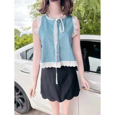 Áo jean viền ren Hàng có sẵn giao ngay  Giá 190k, người ta đang bán gần 3xx Hình thật 100%