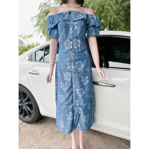 Set bò trễ vai kiêu dáng  sang chảnh Hàng có sẵn giao ngay 2L Đủ size SML Giá 400k/ cả set Chất liệu jean lụa xịn