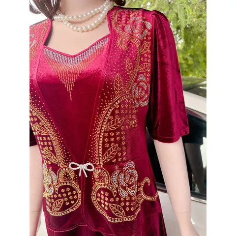 Đầm nhung trung niên đi tiệc hoa ép đá dáng vest che bụng bigsize 75kg, Đầm trung niên đi tiệc vải nhung ép đá cao cấp