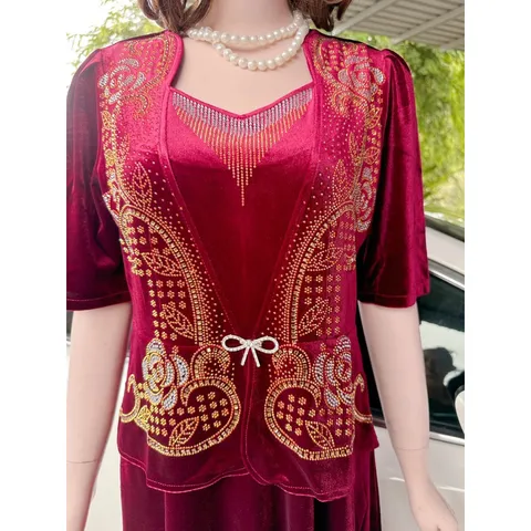 Đầm nhung trung niên đi tiệc hoa ép đá dáng vest che bụng bigsize 75kg, Đầm trung niên đi tiệc vải nhung ép đá cao cấp