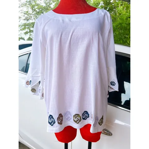 Áo linen hàng nhật thêu hoa màu hồng phấn Giá 190k Hàng có sẵn giao ngay Màu hồng và màu trắng