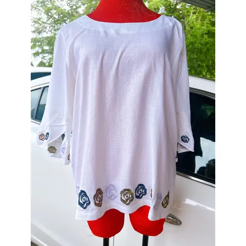 Áo linen hàng nhật thêu hoa màu hồng phấn Giá 190k Hàng có sẵn giao ngay Màu hồng và màu trắng