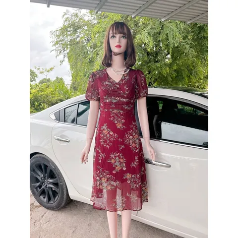 Đầm hoa siêu đẹp 2 lớp dày dặn Hàng có sẵn giao ngay M Giá 290k