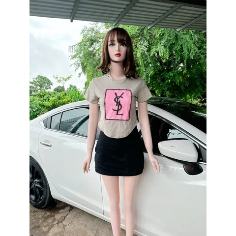 Set áo đính kết + chân váy có sẵn lót quần  Hàng có sẵn giao ngay  Giá 290k/ cả set