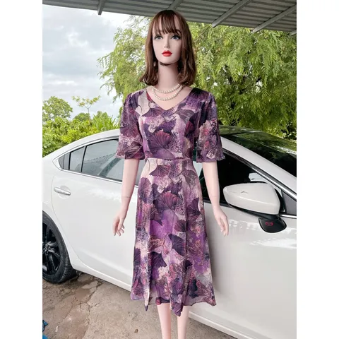 Đầm Hoa Văn Rau Má Vải Lụa mango xịn Dây Khóa phía sau , đúp lót 2 lớp  Hàng có sẵn giao ngay  Giá 290k Đủ size tới 75kg