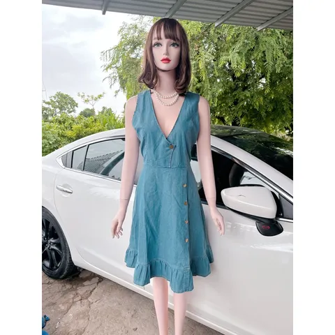 Đầm Jean đính nút  Hàng có sẵn giao ngay  Giá 250k Hàng Quảng châu  Chất Iiệu jean cao cấp