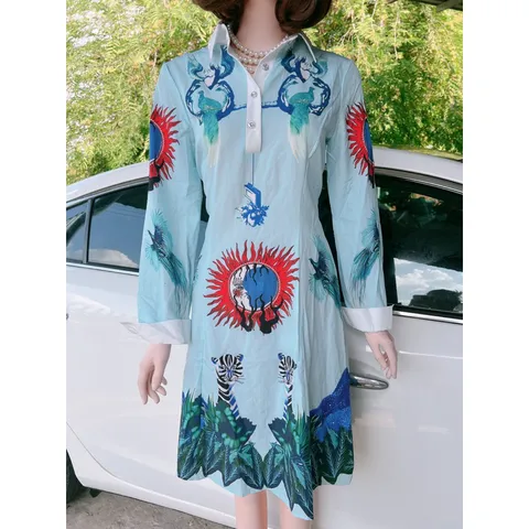 Đầm hoạ tiết siêu sang, có size tới XL Giá 290k Hàng có sẵngiao ngay , màu hồng và màu xanh