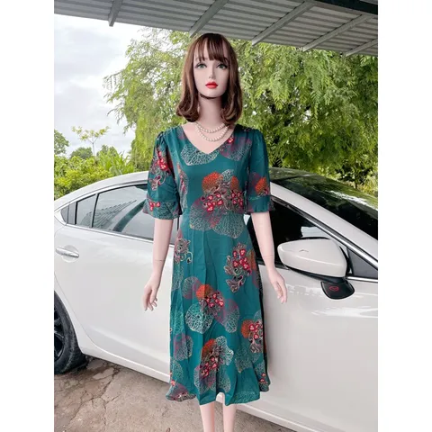 Đầm họa tiết  bigsize dáng dài qua gối sang trọng vải mango in 3D cao cấp có lót Size  45kg-80kg Hàng có sẵn giao ngay