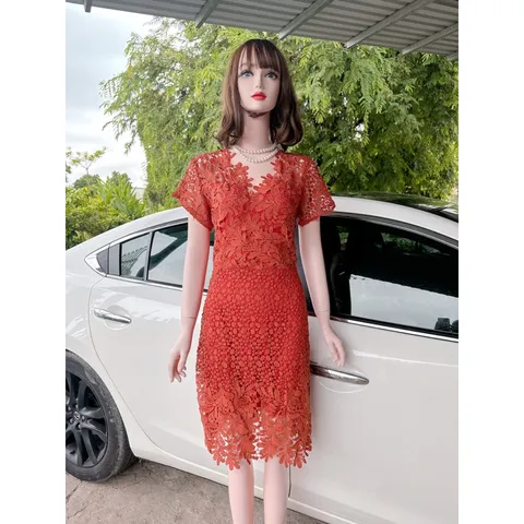 ĐẦM REN SANG CHẢNH dịu dàng thanh lịch, sang trọng 👉 chất liệu ren co giãn 👉 hàng cao cấp Giá 320k
