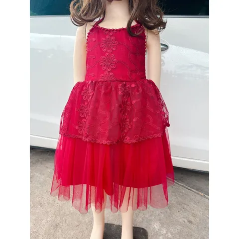 Đầm yếm công chúa cột cổ, hở lưng mát mẻ, nơ to sau lưng Giá 160k Hàng có sẵn giao ngay  Chất liệu ren cao cấp