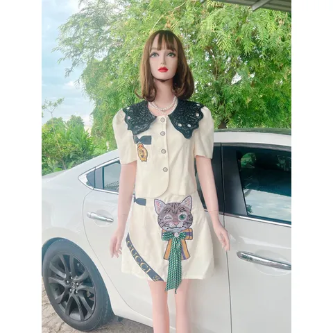 Set áo thêu đính kết +  chân váy đính kết nổi Hàng có sẵn giao ngay ML Giá 490k/ cả set Màu kem Hàng siêu cấp