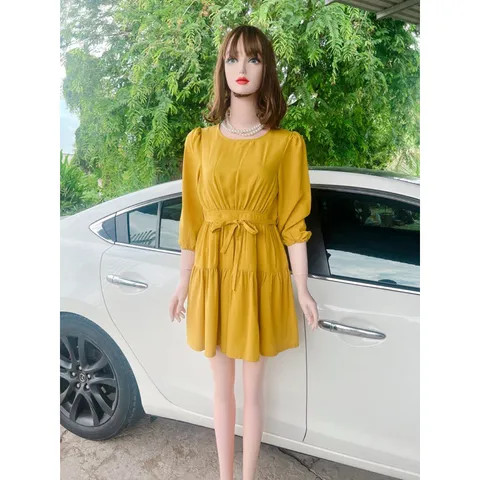 Đầm dáng xòe màu vàng chanh Hàng có sẵn giao ngay SM Có dây buộc eo theo dáng người Đúp lót 2 lớp Giá 270k