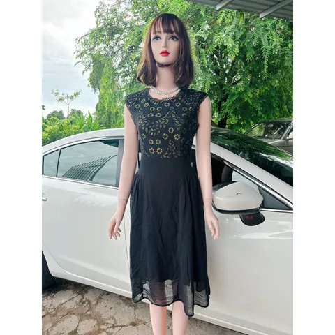 HÀNG THIẾT KẾ - ĐẦM XÒE REN ÁNH KIM PHỐI VÁY VOAN CAO CẤP  CÓ màu đen MXL và đỏ L Form to Hàng có sẵn giao ngay Giá 299k