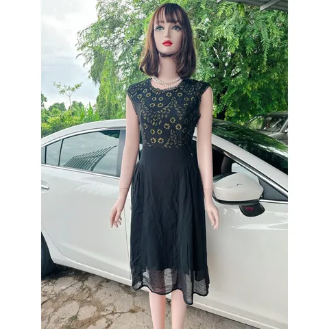 HÀNG THIẾT KẾ - ĐẦM XÒE REN ÁNH KIM PHỐI VÁY VOAN CAO CẤP  CÓ màu đen MXL và đỏ L Form to Hàng có sẵn giao ngay Giá 299k