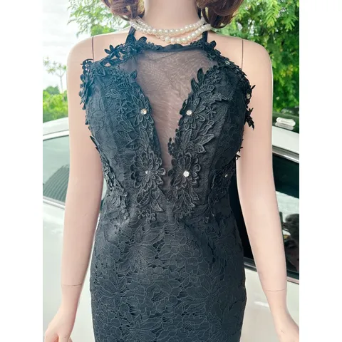 Đầm body ren đính hoa nổi, đúp lót 2 lớp, có sẵn mút ngực  Size SM Hàng có sẵn giao ngay  Giá 290k Màu đen