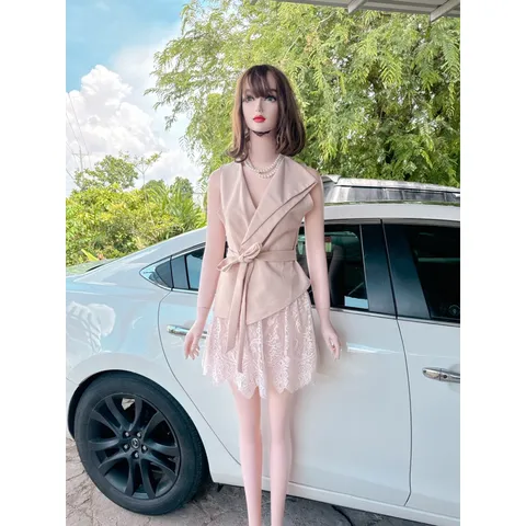 Set gồm áo + chân váy ren + dây buộc eo Hàng có sẵn giao ngay  Màu kem Size SM Chất liệu tuyết mưa cao cấp Giá 350k
