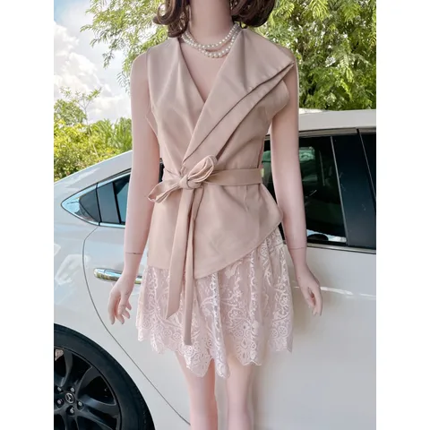 Set gồm áo + chân váy ren + dây buộc eo Hàng có sẵn giao ngay  Màu kem Size SM Chất liệu tuyết mưa cao cấp Giá 350k