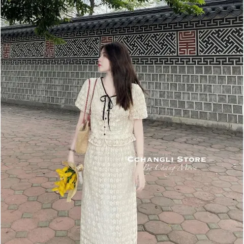 Không mơ cổ tích hoang đường  Chỉ mơ những lúc bình thường vẫn xinh 🥰🥰 SÉT REN NUDE MIDI TIỂU THƯ NƠ ĐEN