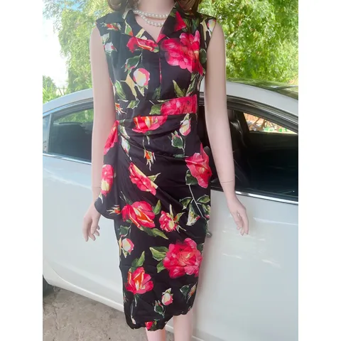 Đầm lụa sang xịn, hàng cao cấp, có sẵn cầu vai xịn Hàng có sẵn giao ngay 2S Hàng chính chủ  Giá 400k Chất liệu lụa