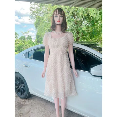 💥💥ĐẦM TIỂU THƯ Đính hoa SANG CHẢNH 💥💥 👍👍Chất: bi lông 🔮 Freesize dưới 55kg phía sau vừa dây kéo vừa bo chun co giãn dễ