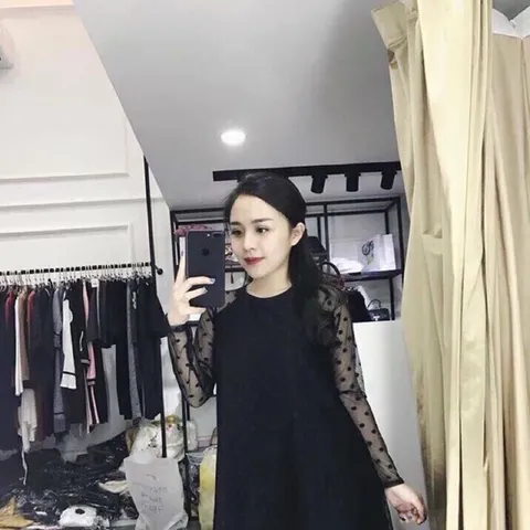 🌿🌿🌿 Đầm lưới bi xoè quá xinh quá lung linh khách ơi. Giá 250k Sản phẩm bảo đảm ik hình,chất đẹp ,from chuẩn! HÀng có sẵn