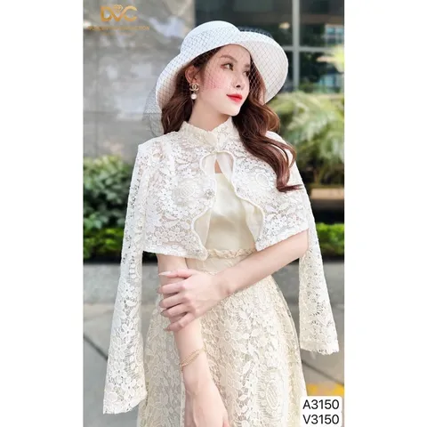 SET VÁY 2 DÂY KÈM ÁO KHOÁC REN BE HOA NỔI Giá 450k set gồm áo khoác ren + đầm ren 2 dây Hàng thật y hình Hàng có sẵn