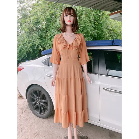 Đầm Quang Châu tiểu thư Giá 299k Phía sau vừa dây kéo vừa bo chun co giãn dễ mặc Đúp lót 2 lớp  Màu nude Dưới 69kg mặc