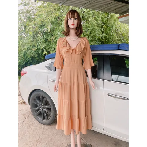 Đầm Quang Châu tiểu thư Giá 299k Phía sau vừa dây kéo vừa bo chun co giãn dễ mặc Đúp lót 2 lớp  Màu nude Dưới 69kg mặc
