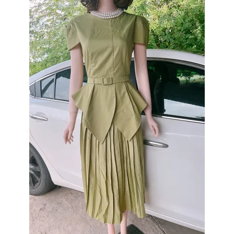 set VÁY XANH CỐM PHỐI CHÂN VÁY XẾP LY kèm belt Hàng cao cấp Đủ size SML HÀNG CÓ SẴN GIAO NGAY GIÁ 399k/ cả set