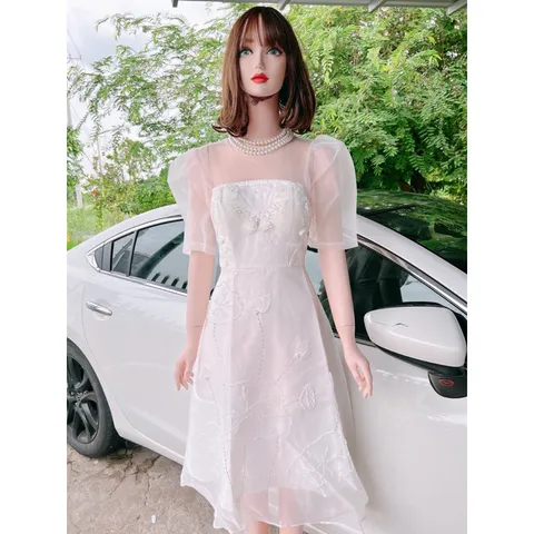 Váy tafta kem phối voan xòe bồng dự tiệc váy đầm đính kết hoa nổi sang chảnh Giá 420k Hàng có sẵn giao ngay L Maù trắng