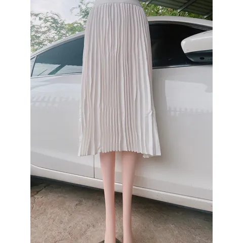 Chân váy dập li dáng dài dày dặn, váy xếp li, MÀU TRẮNG Giá 190k Hàng có sẵn giao ngay Hàng chính chủ C
