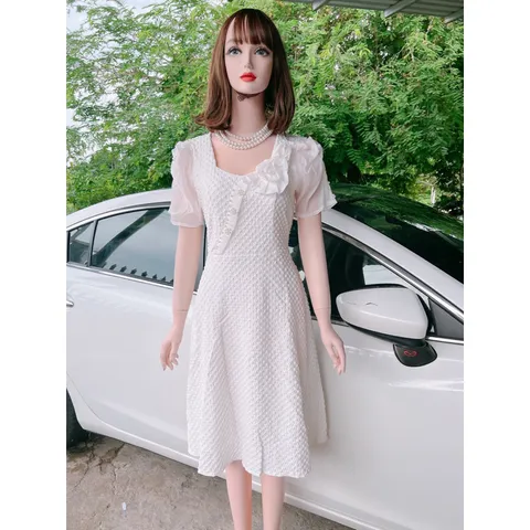 Váy xoè cổ nơ siêu xinh đính ngọc , chất tơ mềm mát nhẹ nhàng Giá 290k Hàng có sẵn giao ngay Chất liệu gấm xốp nổi