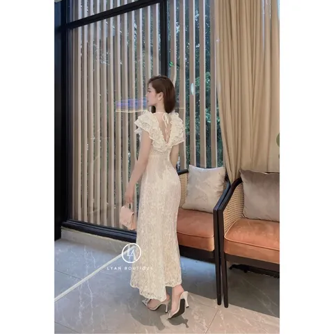 VÁY REN CỒ V BÈO CỘT DÂY LƯNG FORM VINTAGE Giá 350k, người ta bán gần 6xx Hàng có sẵn giao ngay Đủ size tới XL