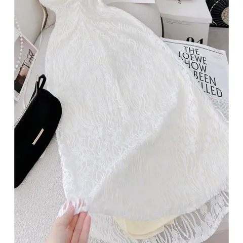 VÁY REN CỒ V BÈO CỘT DÂY LƯNG FORM VINTAGE Giá 350k, người ta bán gần 6xx Hàng có sẵn giao ngay Đủ size tới XL