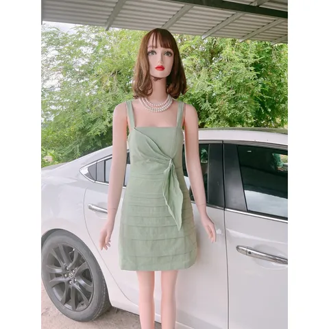 Đầm 2 dây màu xanh đâụ Giá 250k Hàng có sẵn giao ngay  SM Có màu cam và xanh đậu, đúp lót 2 lớp, có sẵn quần và lót ngực