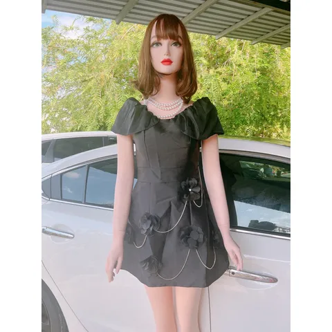 Đầm thiết kế trễ vai phối voan đính hoa dây hạt sang chảnh giáng chữ A  Hàng có sẵn giao ngay S MÀu đen