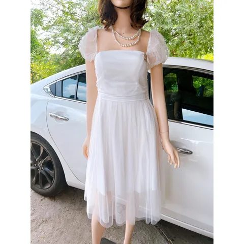 Đâm trắng dáng dài tiểu thư , đầm trắng cổ vuông nữ tính tay lưới ren Giá 299k Hàng có sẵn giao ngay Màu trắng