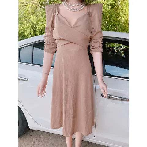đầm xéo tay nhún bigsize 55-90kg Giá 290k Hàng có sẵn giao ngay Chất co gian dễ chịu Màu nude Dưới 70kg mặc đẹp