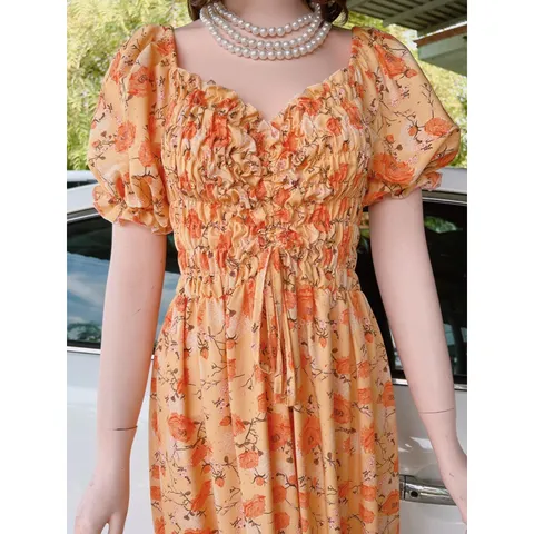 Đầm hoa vàng cam , hàng thiết kế 2 lớp dáng dài Váy thiết kế có tính ứng dụng cao, mặc được nhiều dịp, thích hợp mặc đi