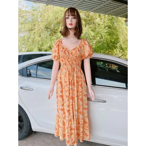 Đầm hoa vàng cam , hàng thiết kế 2 lớp dáng dài Váy thiết kế có tính ứng dụng cao, mặc được nhiều dịp, thích hợp mặc đi