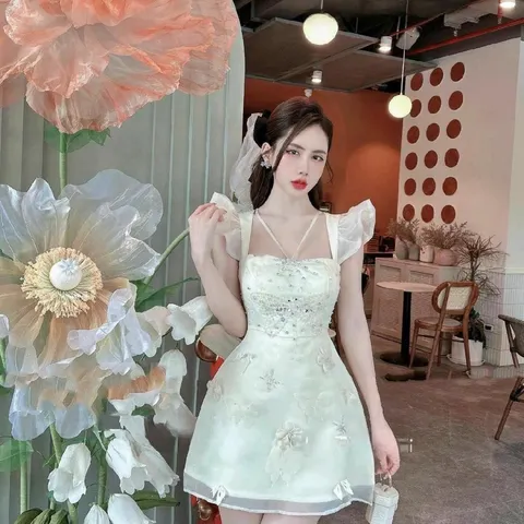 dam nữ dáng ngắn chất tapta thiết kế cổ vuông đính hạt sang chảnh đầm dự tiệc đi chơi sành điệu, có sẵn quần và mút