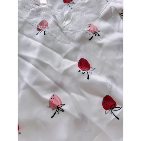 Bộ ngủ 2 dây lụa phối ren cách điệu chất mềm mịn thoáng mát mặc nhà hàng xuất Cao Cấp Giá 190k Hàng có sẵn gia