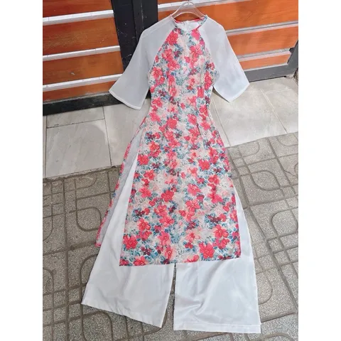 Set áo dài hoa tay lỡ  + quần chất voan tơ lụa cao cấp , mịn free size dưới 58kg  vừa  🥰🥰🥰🥰🥰🥰🥰🥰🥰🥰🥰🥰 Giá 299k/ cả set