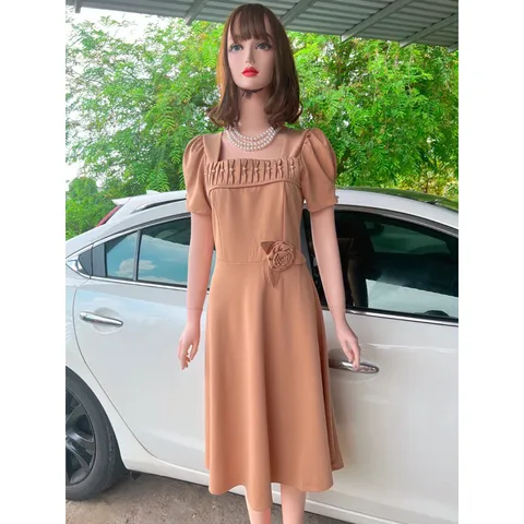 Đầm dự tiệc, công sở váy xoè đính ngọc  eo đính hoa nổi  Đủ size Giá 299k Hàng có sẵn giao ngay Màu nude Chất liệu umi