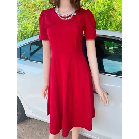 Đầm dự tiệc, công sở váy xoè  cổ cach điệu hoa siêu đẹp Giá 290k Màu đỏ Hàng co giãn dễ chịu Hàng có sẵn giao ngay